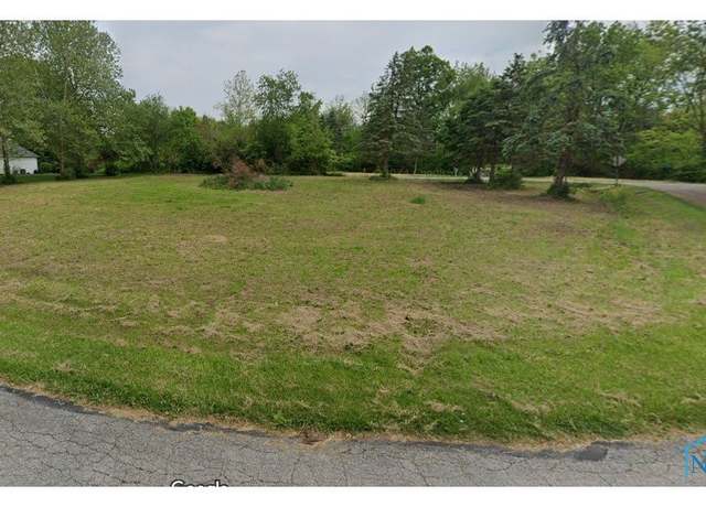 Property at 17770 W Riverside Dr, Elmore, OH 43416