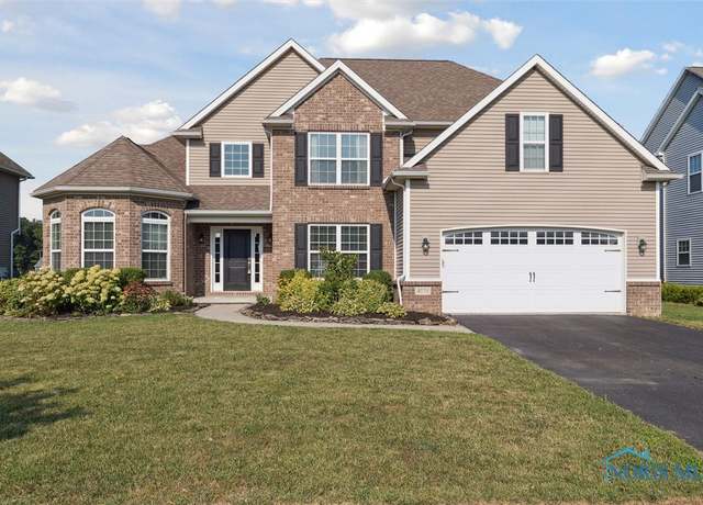 Property at 4956 Prestonwood Rd, Perrysburg, OH 43551, 4 beds, 3.5 baths