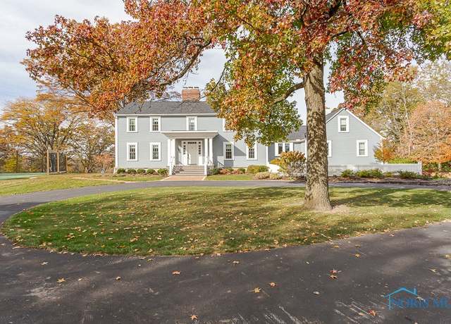 Property at 25101 W River Rd, Perrysburg, OH 43551, 5 beds, 3.5 baths