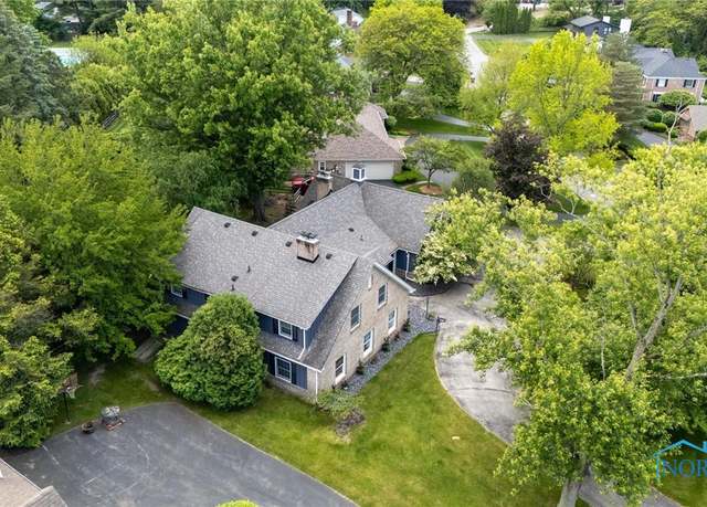 Property at 4612 Farmington Rd, Toledo, OH 43623, 5 beds, 4 baths
