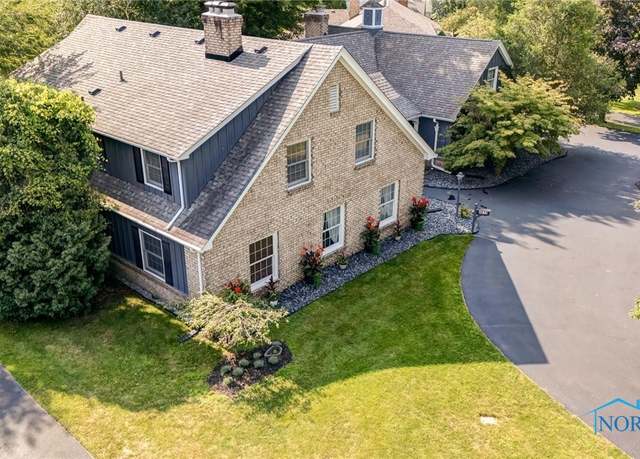 Property at 4612 Farmington Rd, Toledo, OH 43623, 5 beds, 4 baths