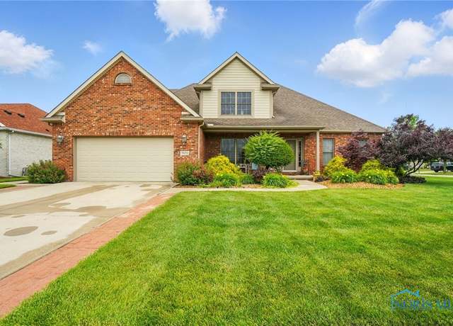 Property at 5102 Bay Ridge Ct, Oregon, OH 43616, 4 beds, 2.5 baths