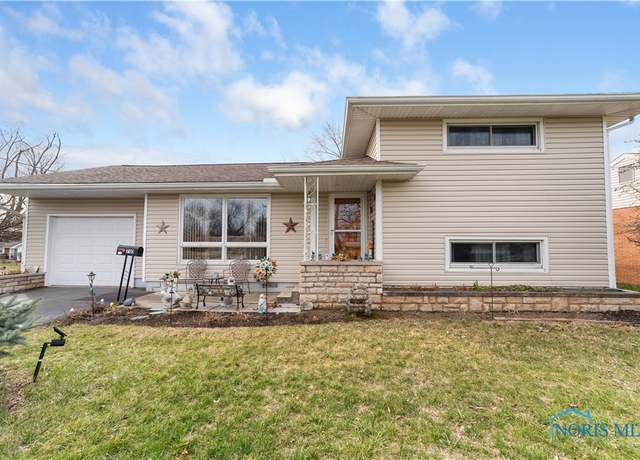 Property at 701 W Melrose Ave, Findlay, OH 45840, 3 beds, 1.5 baths
