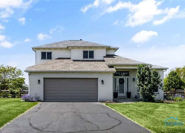 Property at 3130 Steeple Chase Ln, Perrysburg, OH 43551, 3 beds, 3.5 baths