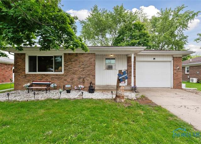 Property at 417 Indian Rd, Wauseon, OH 43567, 4 beds, 1.5 baths
