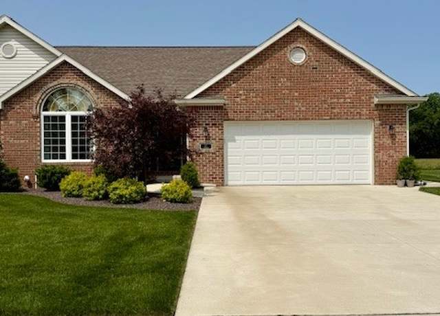 Property at 17 Crabtree Ct, Swanton, OH 43558, 3 beds, 3 baths