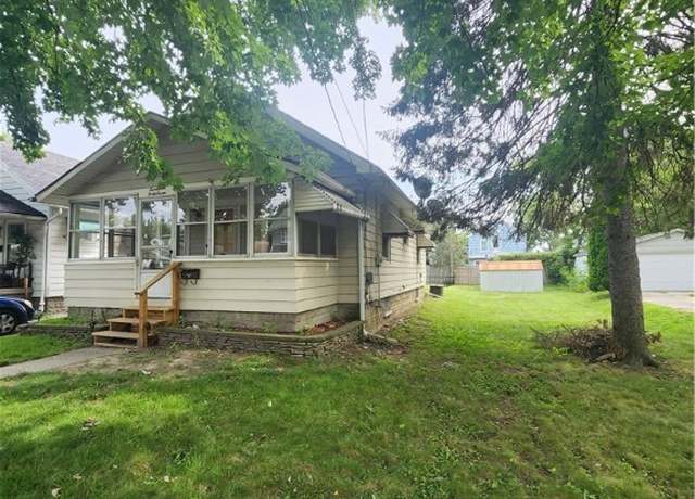 Property at 1747 Duncan Rd, Toledo, OH 43613, 2 beds, 1 bath