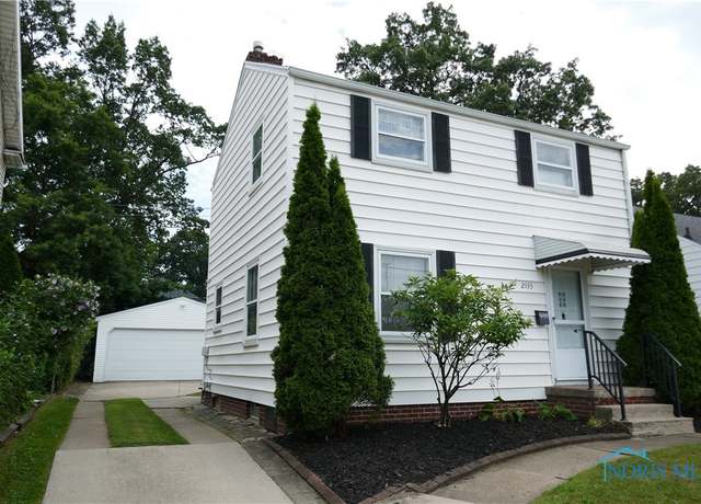 Property at 2533 W Sylvania Ave, Toledo, OH 43613, 2 beds, 1 bath