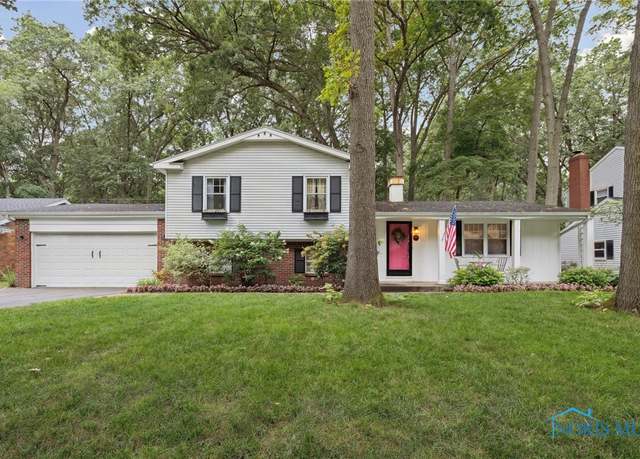 Property at 2451 Kimberly Dr, Toledo, OH 43615, 3 beds, 1.5 baths