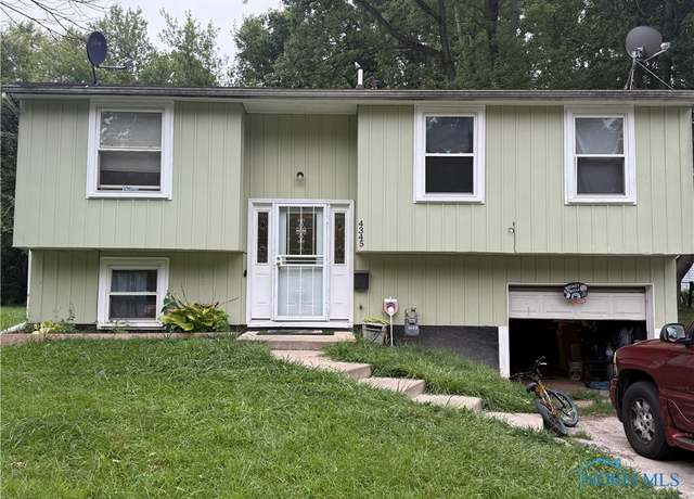 Property at 4345 Foxchapel Rd, Toledo, OH 43607, 4 beds, 2 baths
