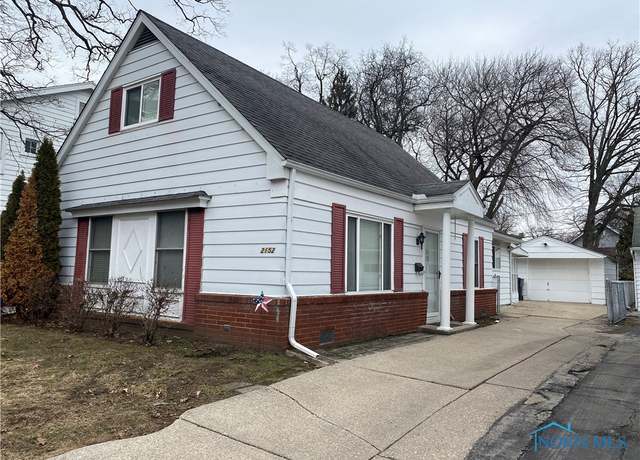 Property at 2152 Mansfield Rd, Toledo, OH 43613, 3 beds, 1 bath