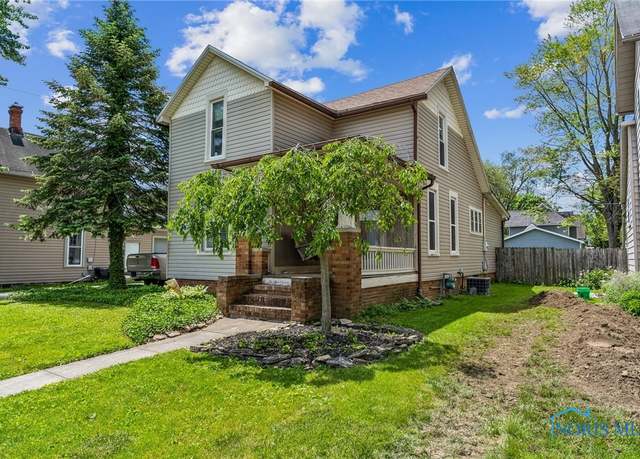 Property at 854 Maple Ave, Findlay, OH 45840, 2 beds, 1.5 baths