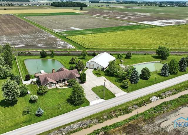 Property at 24340 Hull Prairie Rd, Perrysburg, OH 43551, 5 beds, 3.5 baths