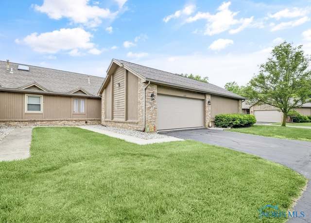Property at 1104 Bernath Pkwy, Toledo, OH 43615, 2 beds, 2 baths