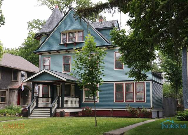 Property at 2238 Scottwood Ave, Toledo, OH 43620, 4 beds, 3.5 baths