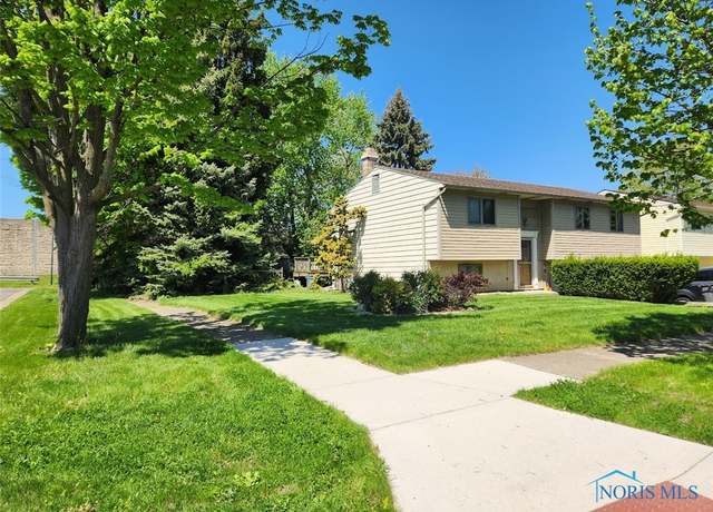 Property at 4405 Oldenburg Dr, Toledo, OH 43611, 3 beds, 1.5 baths