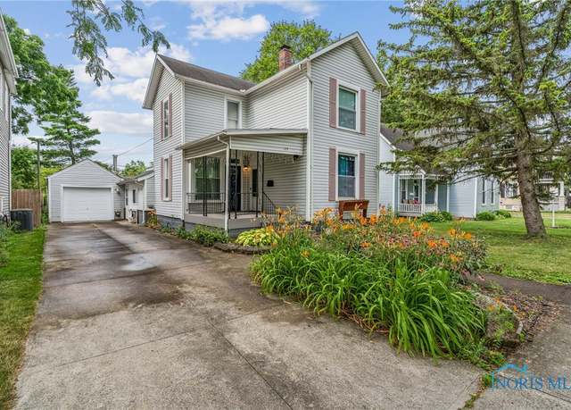 Property at 125 Baldwin Ave, Findlay, OH 45840, 3 beds, 2 baths