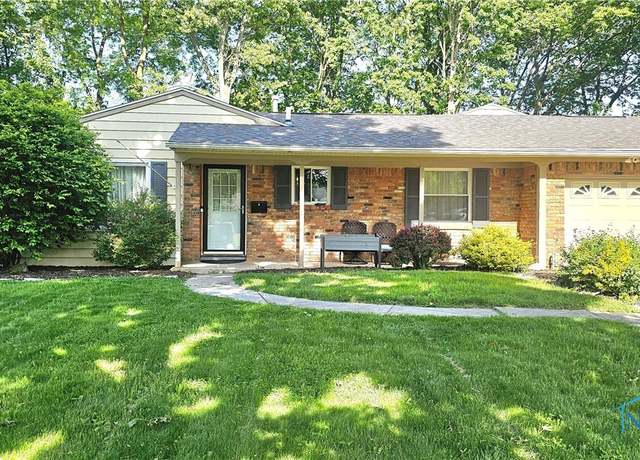 Property at 6032 W Benalex Dr, Toledo, OH 43612, 4 beds, 1.5 baths