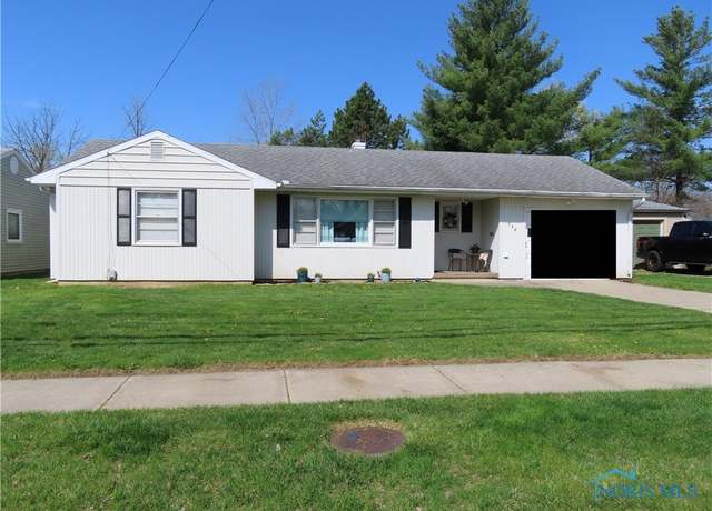 Property at 130 S Lebanon St, Bryan, OH 43506, 2 beds, 1 bath