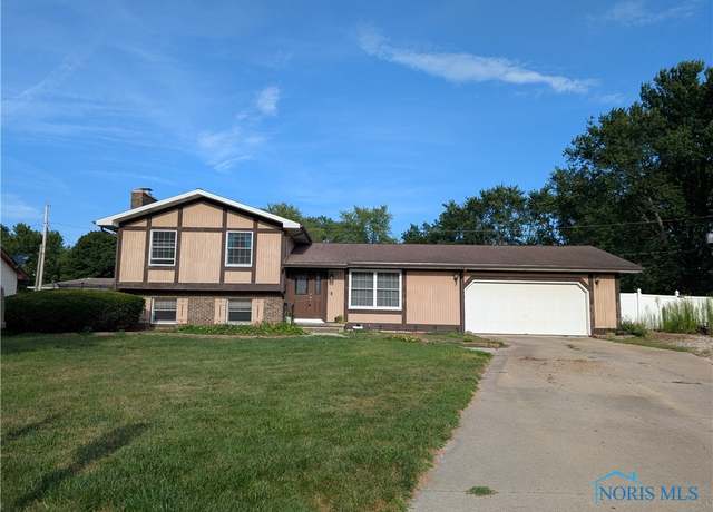 Property at 1270 S Park Ln, Wauseon, OH 43567, 3 beds, 2 baths