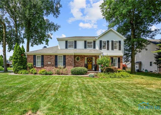Property at 2838 Long View Dr, Maumee, OH 43537, 4 beds, 2.5 baths