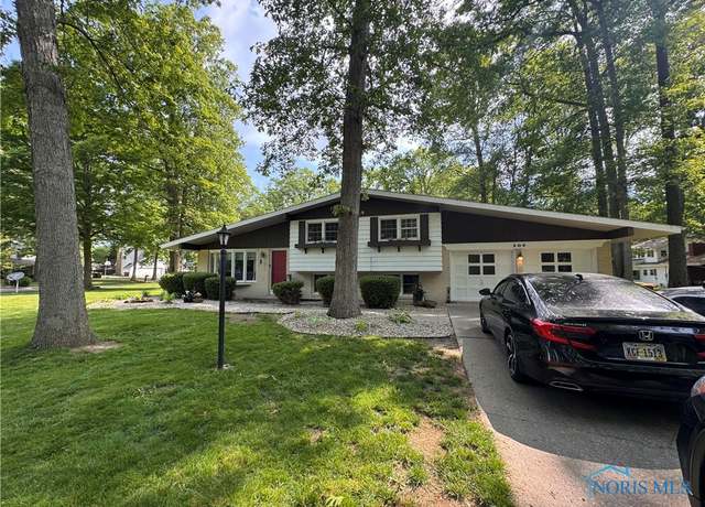 Property at 309 Koerber Dr, Defiance, OH 43512, 4 beds, 2 baths