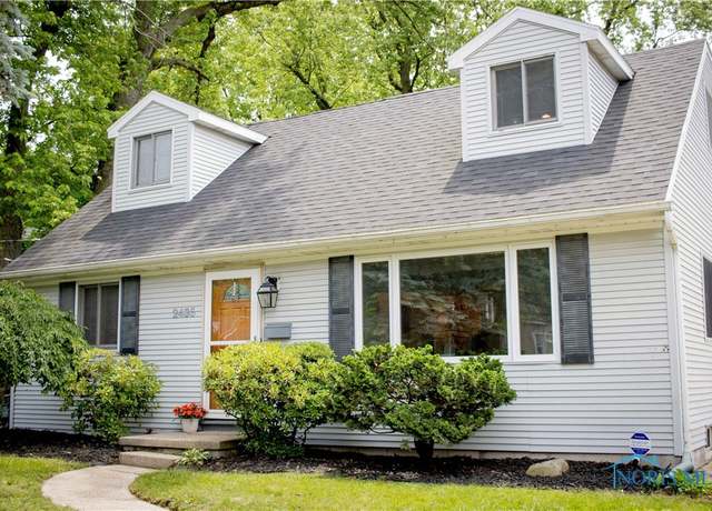 Property at 2435 Lark Ave, Toledo, OH 43613, 3 beds, 2 baths