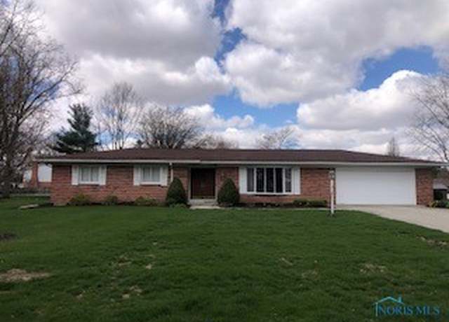 Property at 54 Harvest Ln, Tiffin, OH 44883, 3 beds, 2 baths