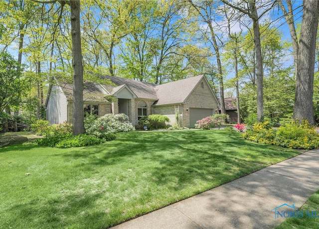 Property at 4449 Weldwood Ln, Sylvania, OH 43560, 3 beds, 2.5 baths