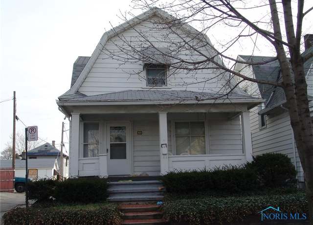 Property at 111 E Broadway St, Toledo, OH 43605, 3 beds, 1 bath