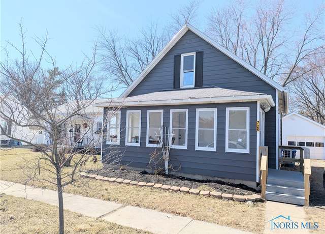 Property at 726 S Lynn St, Bryan, OH 43506, 3 beds, 1.5 baths