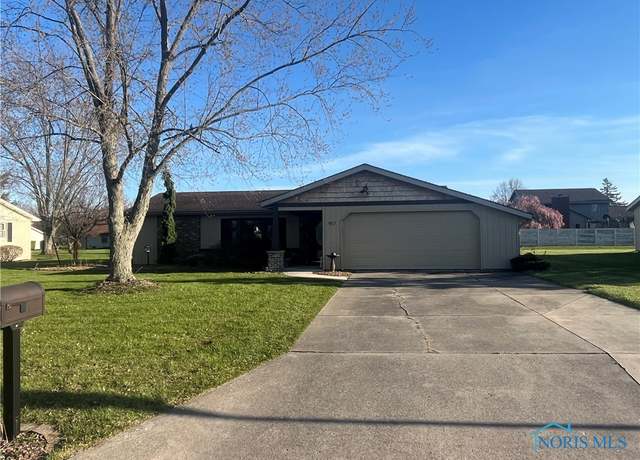 Property at 917 Wesley Ave, Bryan, OH 43506, 4 beds, 3 baths