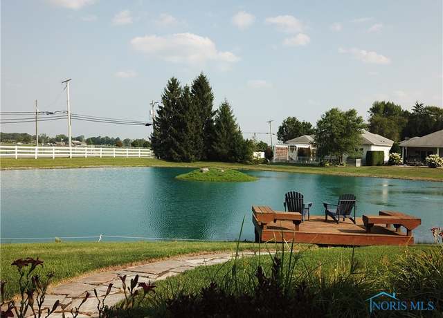Property at 5666 Walnut Cove Dr, Sylvania, OH 43560, 3 beds, 3 baths