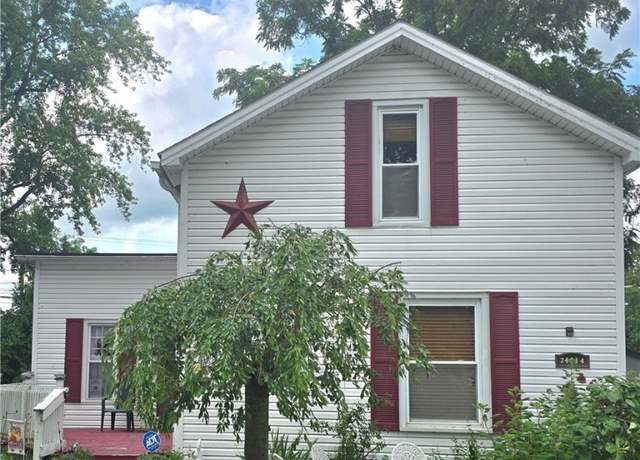 Property at 24014 W 2nd St, Grand Rapids, OH 43522, 2 beds, 1 bath