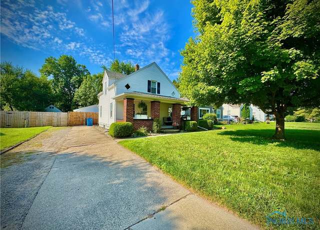 Property at 6711 Long St, Sylvania, OH 43560, 2 beds, 1.5 baths