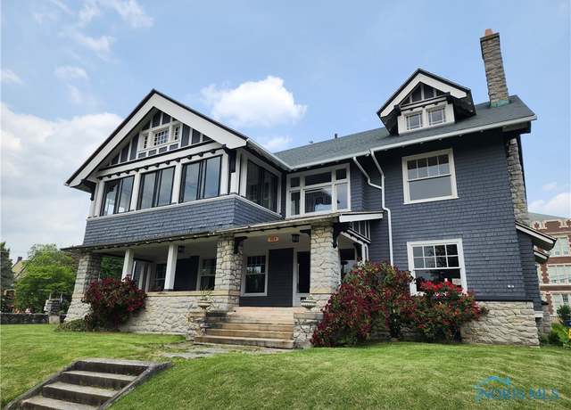 Property at 424 Winthrop St, Toledo, OH 43620, 9 beds, 6 baths