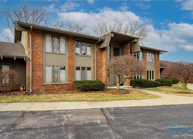 Property at 29620 Gleaneagles Rd Unit C, Perrysburg, OH 43551, 3 beds, 3 baths