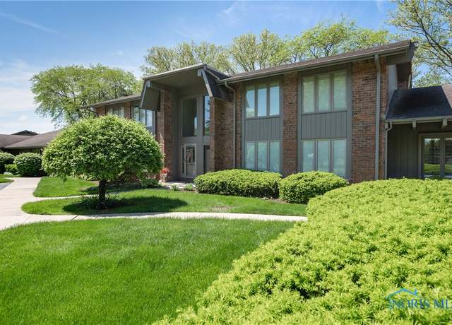 Property at 29620 Gleneagles Rd Unit C, Perrysburg, OH 43551, 3 beds, 3 baths