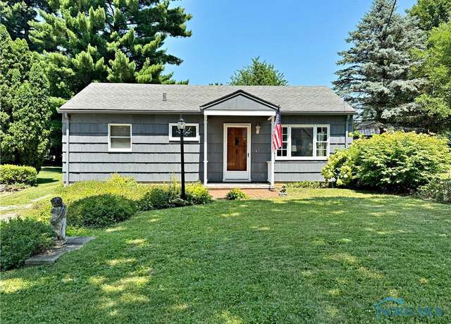 Property at 185 Van Meter Dr, Tiffin, OH 44883, 3 beds, 1.5 baths