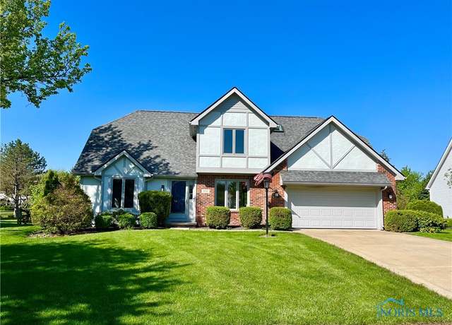 Property at 902 Fawn Cir, Perrysburg, OH 43551, 4 beds, 2.5 baths