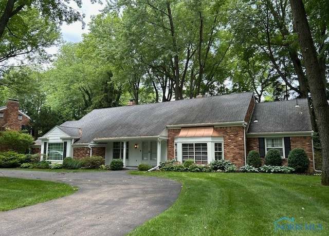 Property at 3432 Corey Rd, Toledo, OH 43615, 3 beds, 2.5 baths
