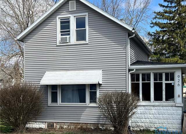 Property at 926 Warren St, Defiance, OH 43512, 3 beds, 1 bath