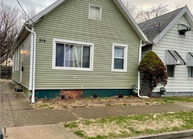 Property at 319 Dexter St, Toledo, OH 43608, 2 beds, 1 bath