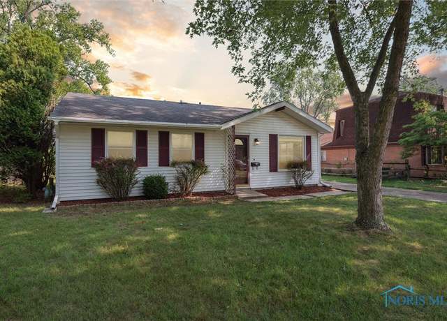 Property at 2040 Ketner Ave, Toledo, OH 43613, 3 beds, 1 bath