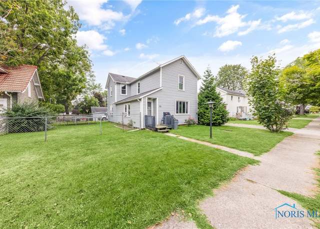 Property at 115 W Leggett St, Wauseon, OH 43567, 4 beds, 1 bath