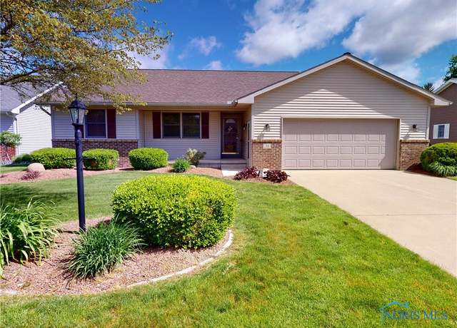 Property at 38 Foxrun Dr, Fremont, OH 43420, 3 beds, 2 baths