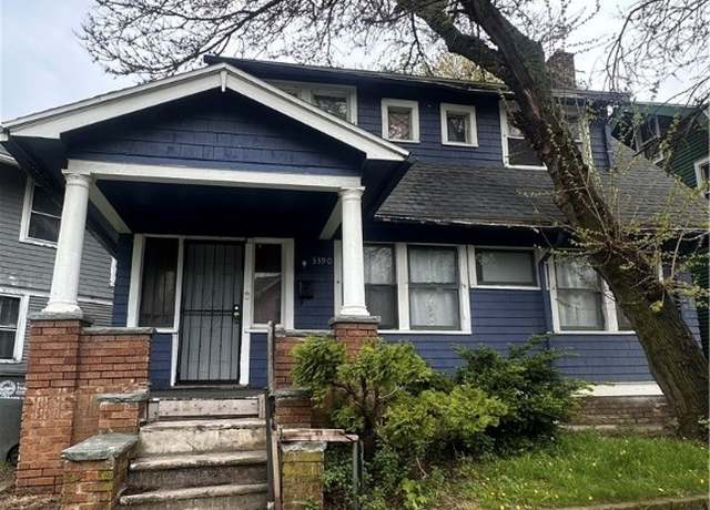 Property at 3390 Woodrow Blvd, Toledo, OH 43608, 3 beds, 1 bath