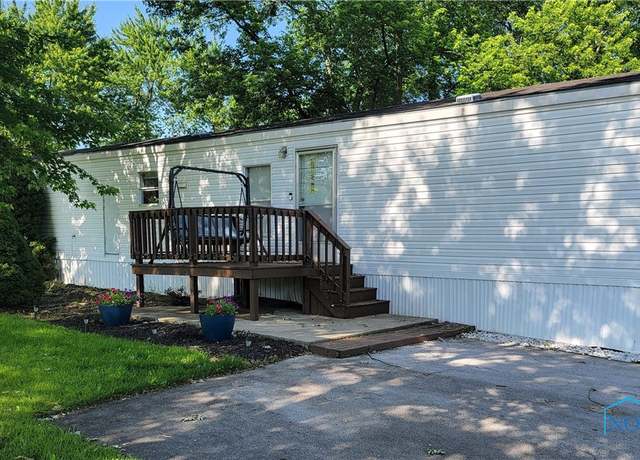 Property at 315 Parkview #24, Bowling Green, OH 43402, 3 beds, 1 bath
