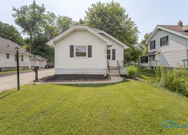 Property at 5215 Rowland Rd, Toledo, OH 43613, 2 beds, 1 bath