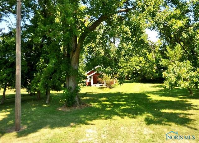 Property at 8830 Maumee Western Rd, Monclova, OH 43542, 2 beds